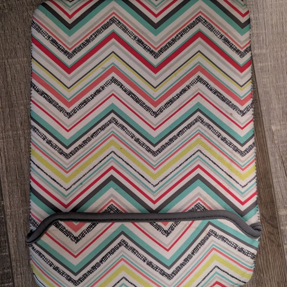 Thirty-One Multicolor Chevron Tablet Cover - Picture 2 of 2
